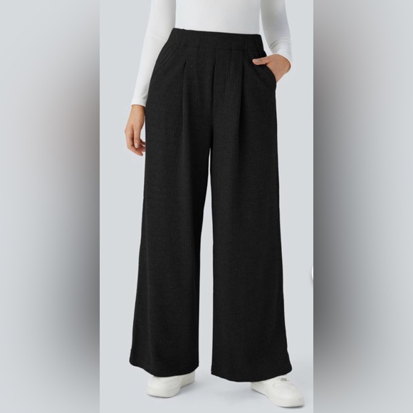 HALARA Pants - HALARA Black Wide Leg Textured Pants NWT